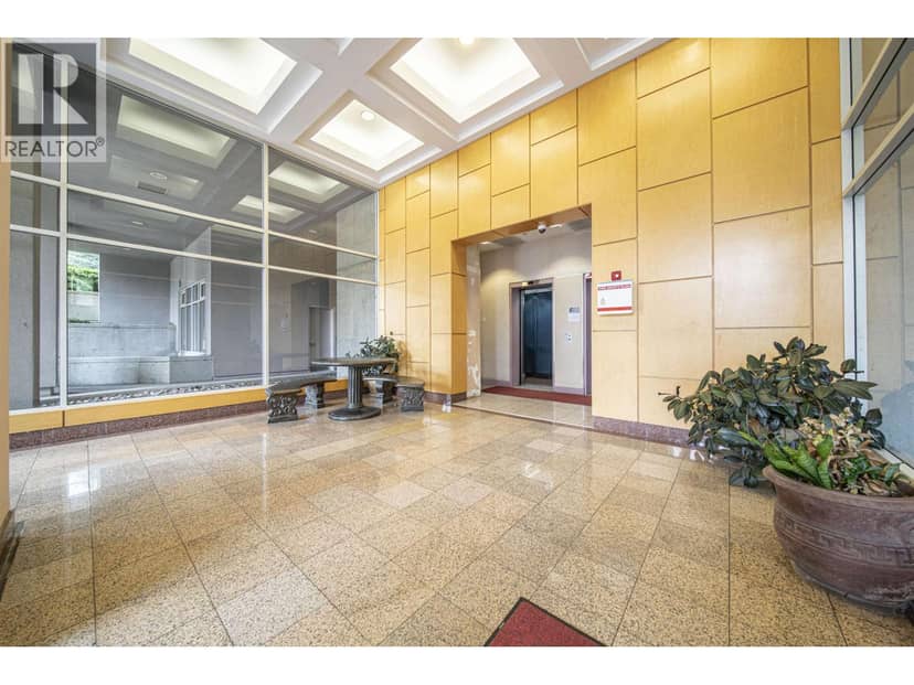 1007 9633 MANCHESTER DRIVE, Burnaby, photo 2