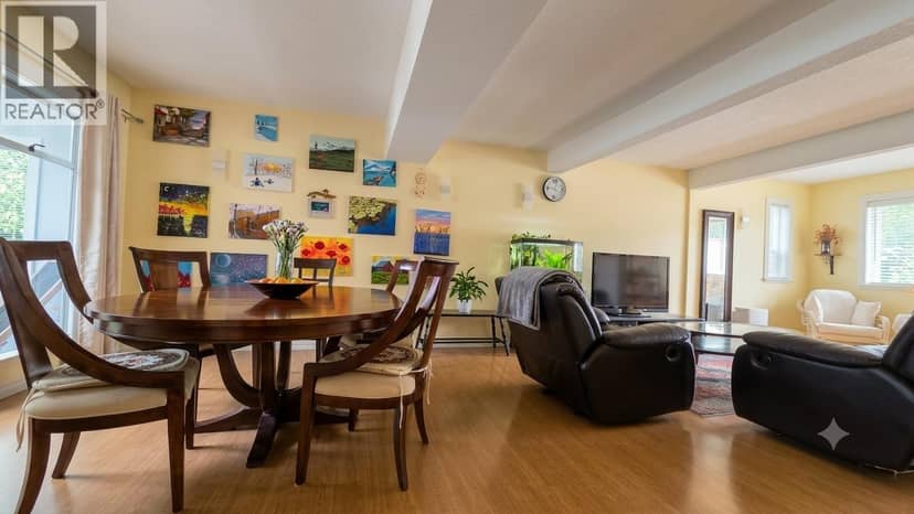 236 LEBLEU STREET, Coquitlam, photo 6