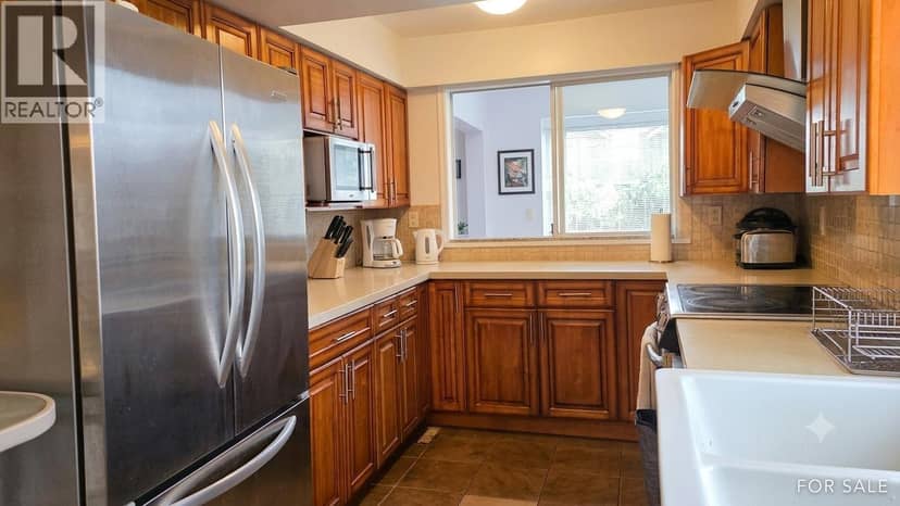 236 LEBLEU STREET, Coquitlam, photo 8