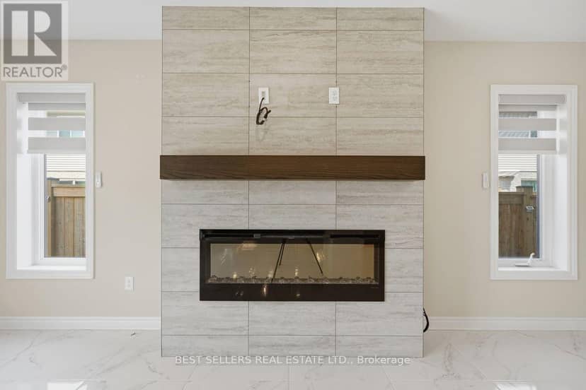 22 Weir Crescent — photo 11 of 40