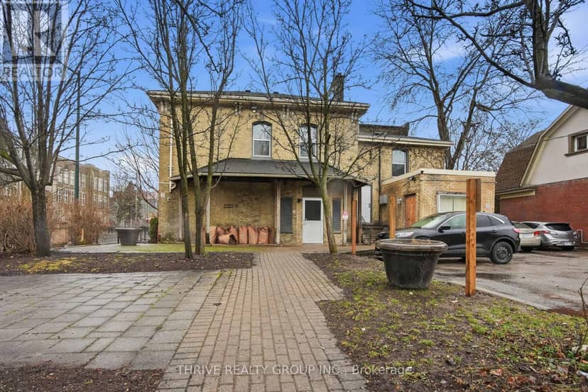 532-538 Dundas Street — photo 11 of 18