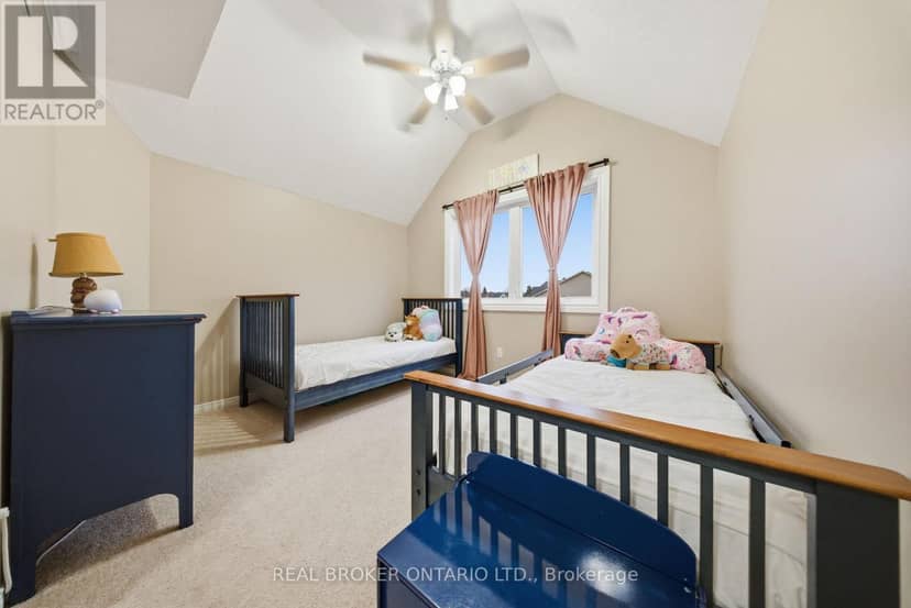 29 Alder Street — photo 16 of 35