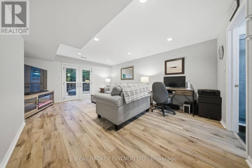 29 Alder Street — photo 24 of 35