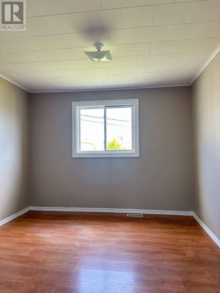 91 North Main Street — photo 15 of 23