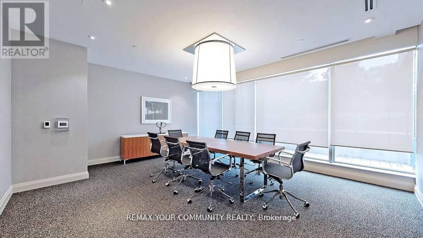 302 - 50 Wellesley Street E — photo 17 of 31