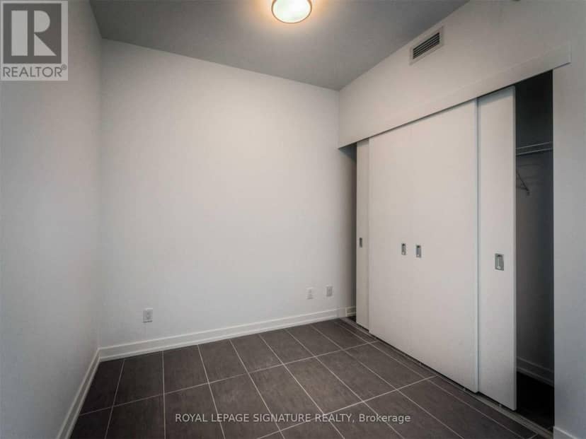 2712 - 170 Fort York Boulevard — photo 8 of 15