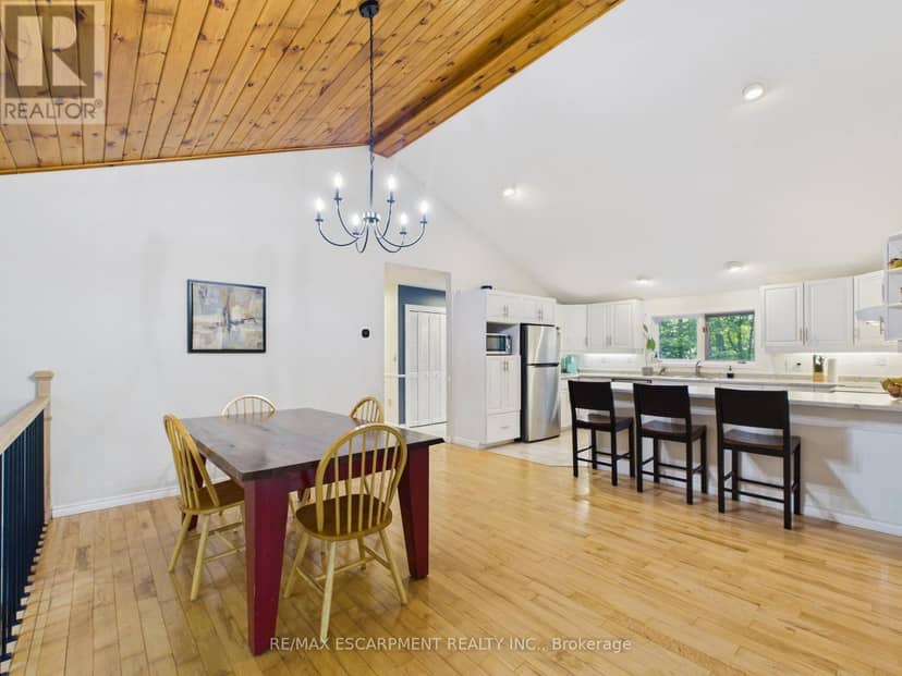 1060 Golden Beach Road — photo 5 of 31