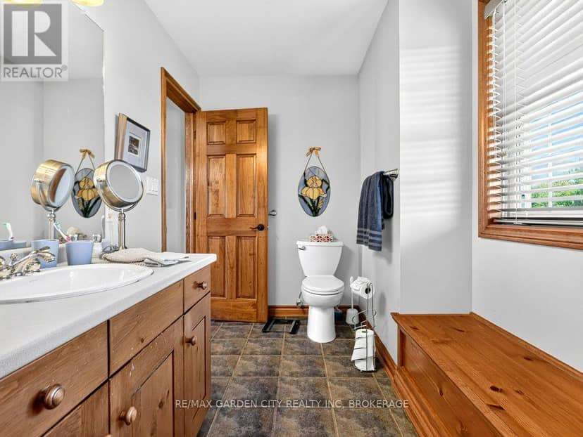 3297 Tallman Drive — photo 36 of 40