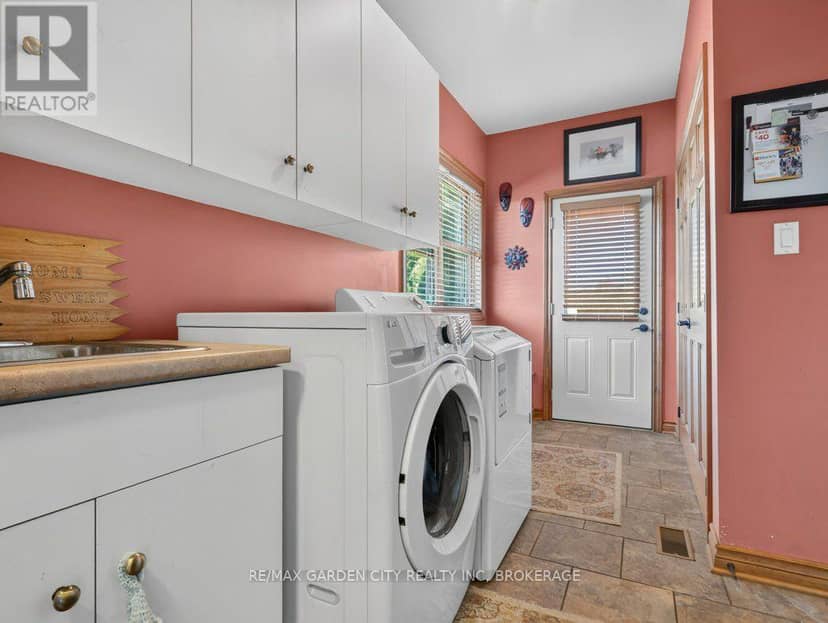 3297 Tallman Drive — photo 40 of 40