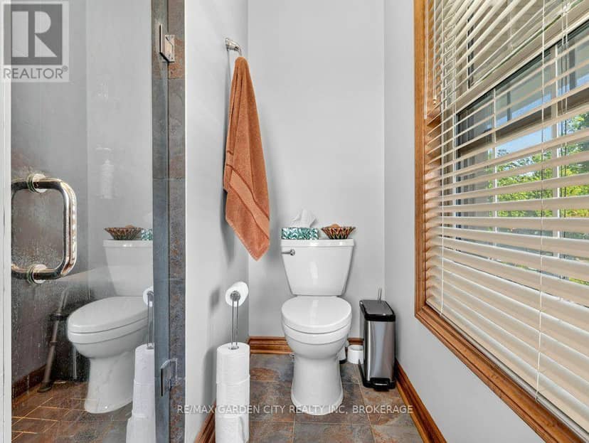 3297 Tallman Drive — photo 33 of 40