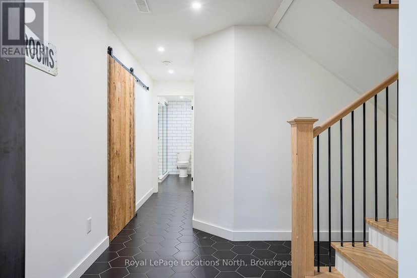 118 Sycamore Street — photo 33 of 40