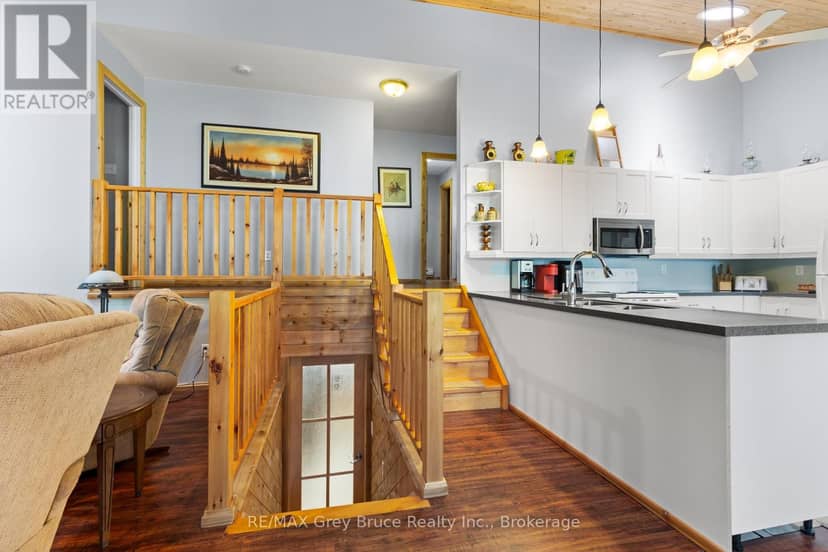 29 Hope Drive — photo 16 of 40