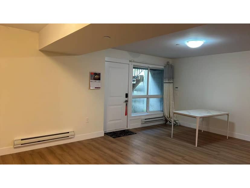 Ground Level 13766 NORTH BLUFF ROAD, Surrey, photo 5