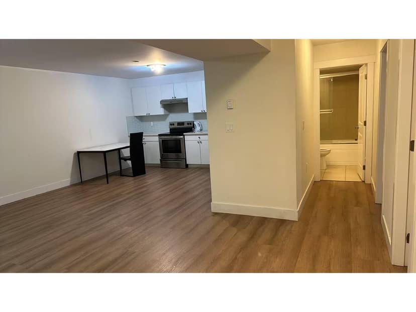 Ground Level 13766 NORTH BLUFF ROAD, Surrey, photo 6