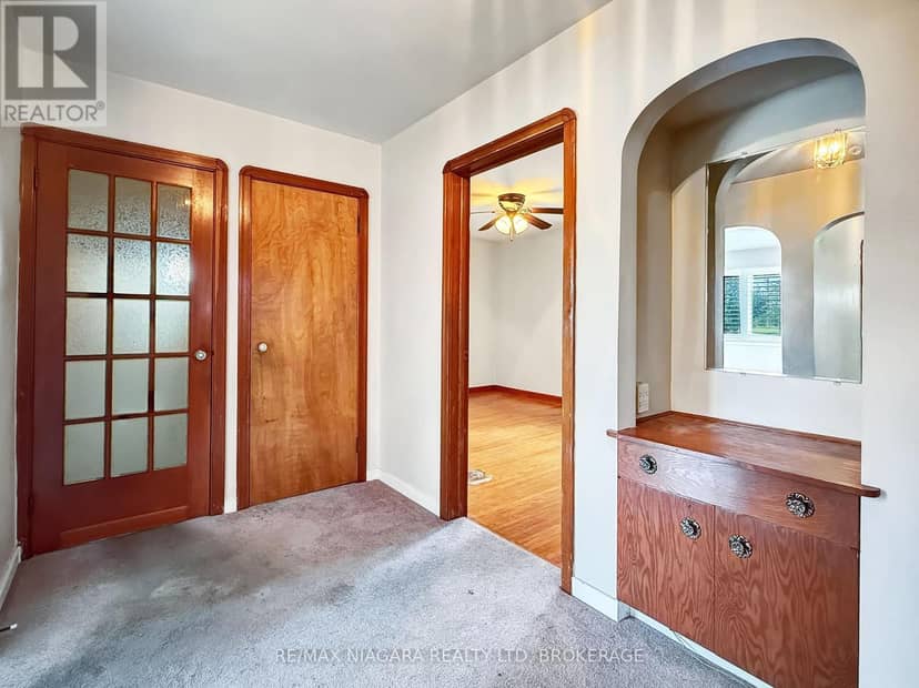 232 Walden Boulevard — photo 12 of 35