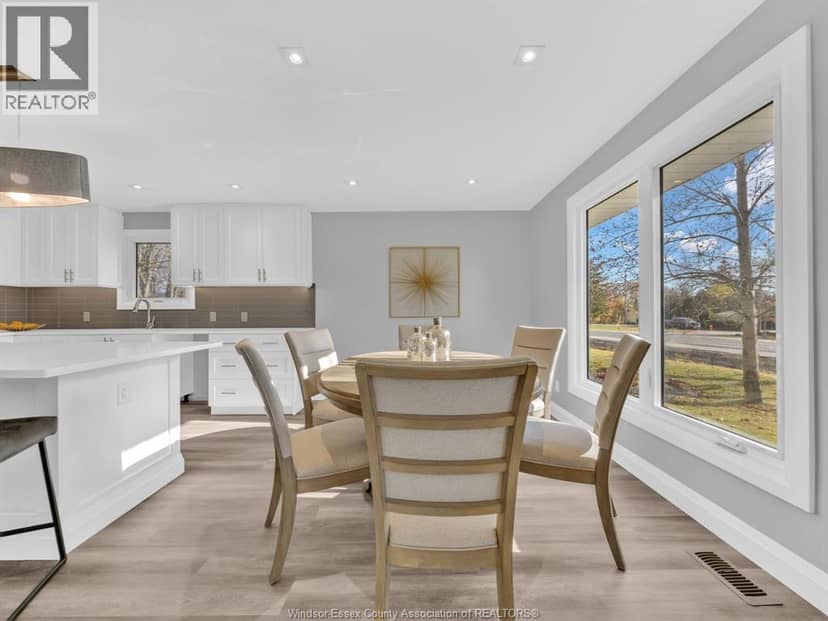 332 Heritage ROAD — photo 5 of 40