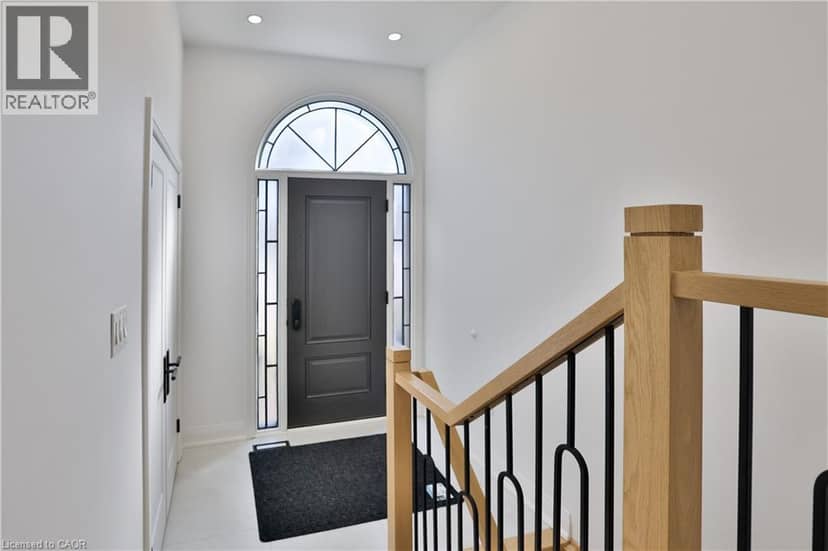 63 TRADEWIND Drive — photo 5 of 40