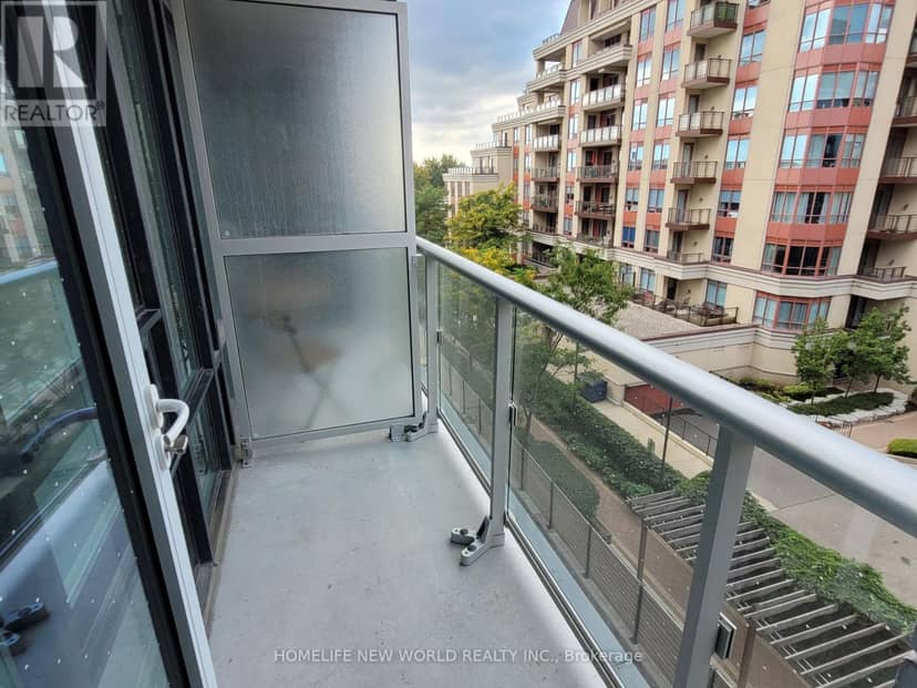 710 - 621 Sheppard Avenue E — photo 8 of 8