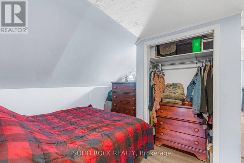 3022 John Street — photo 33 of 40