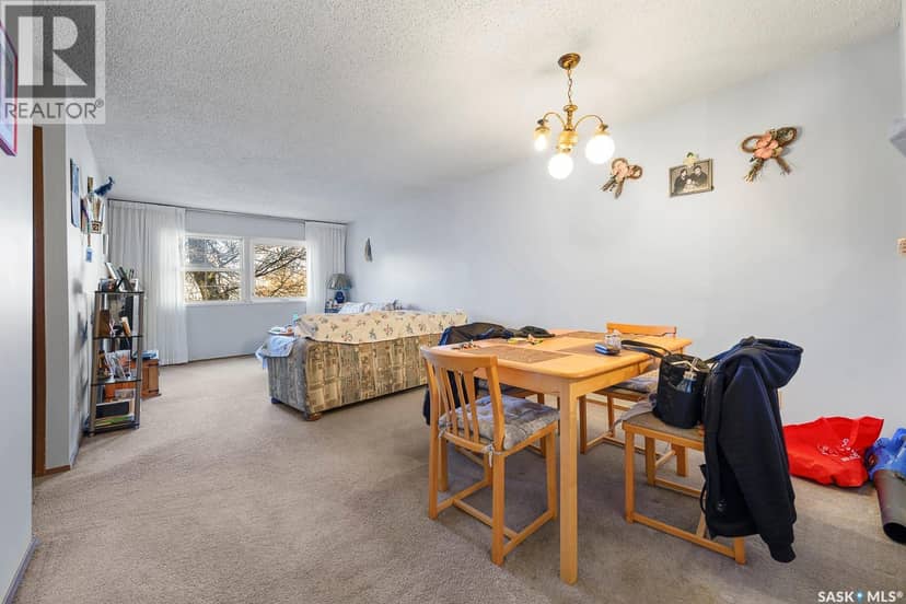 4008 Dewdney Avenue — photo 21 of 27