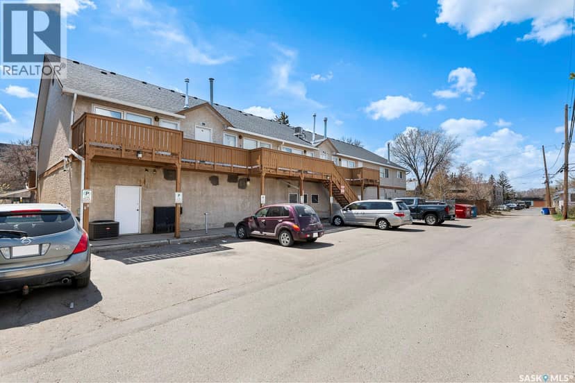 4008 Dewdney Avenue — photo 3 of 27