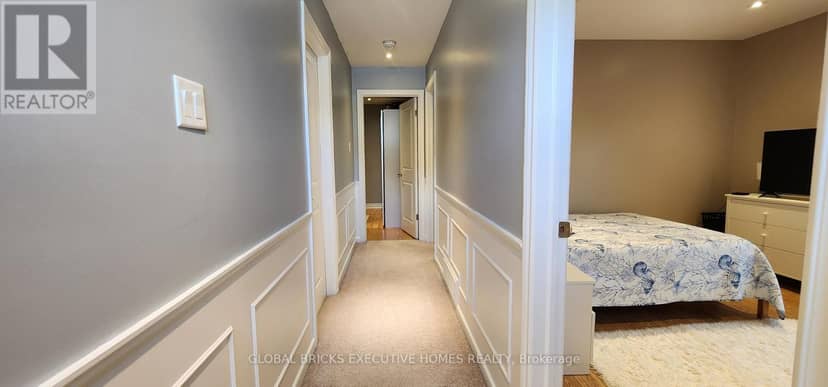 23 Whitefriars Drive — photo 15 of 28