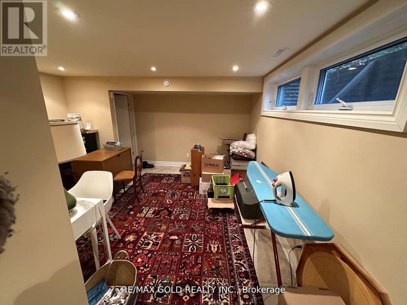 275 Eastcourt Road — photo 7 of 30