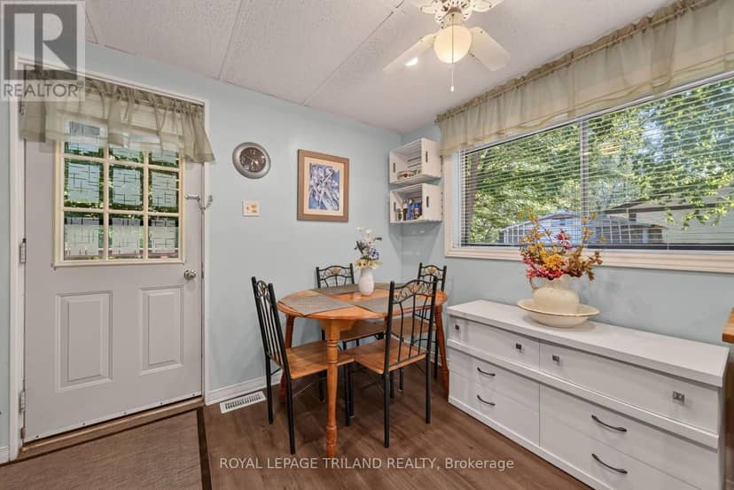 6302 Huron Drive — photo 10 of 28