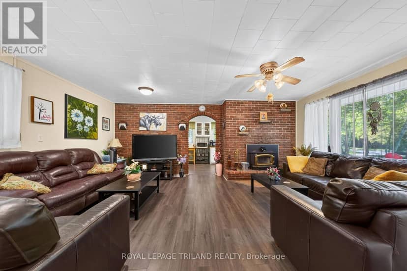 6302 Huron Drive, Lambton Shores, photo 6