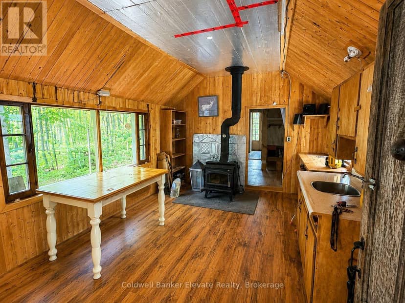 483113 Colpoys Range Road — photo 2 of 8