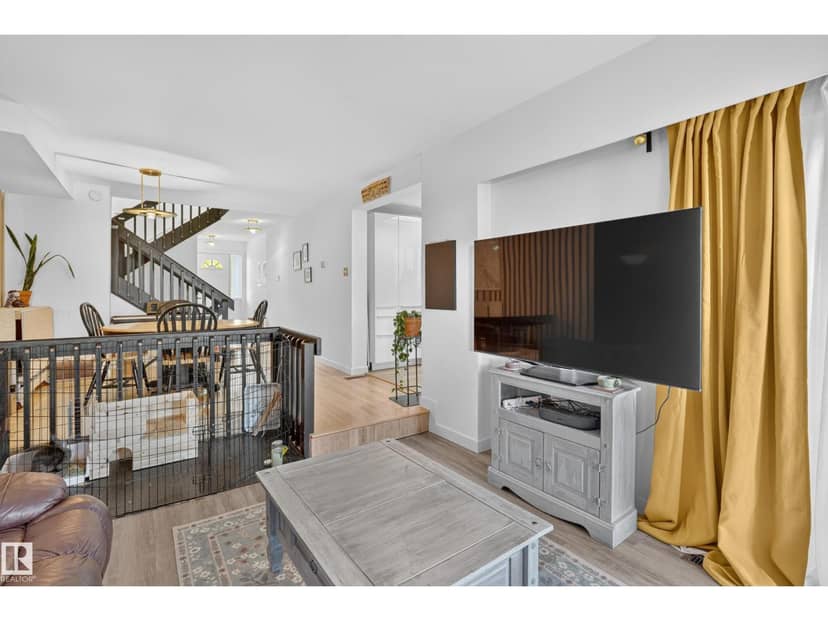 6712 36A AV NW — photo 9 of 40