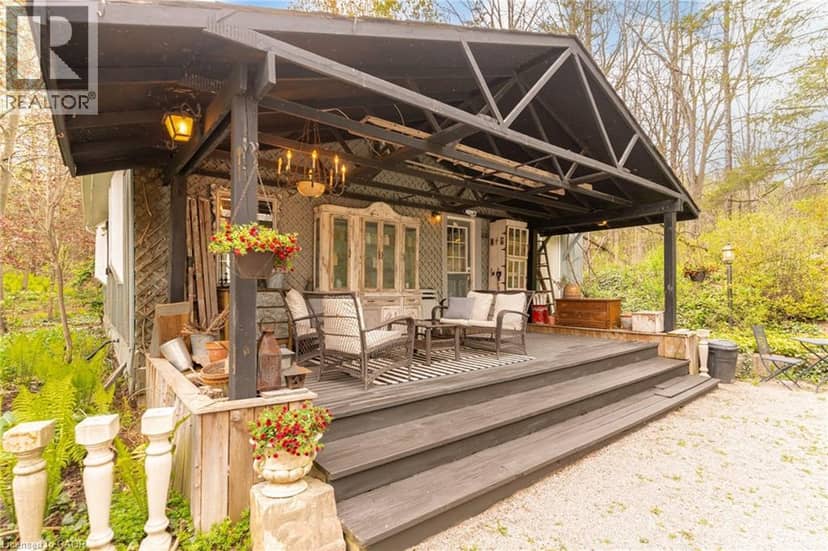 1097 MINERAL SPRINGS Road, Ancaster, photo 3