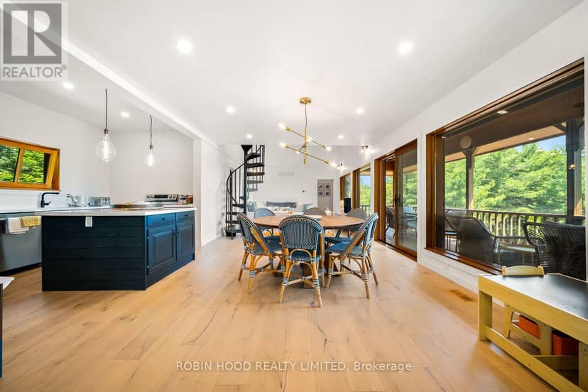 47 Linda Lane E — photo 11 of 35