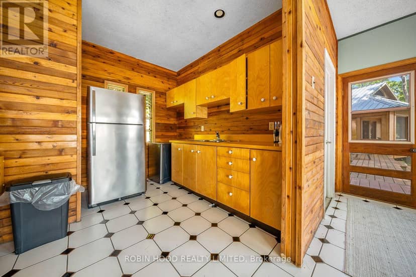 47 Linda Lane E — photo 33 of 35