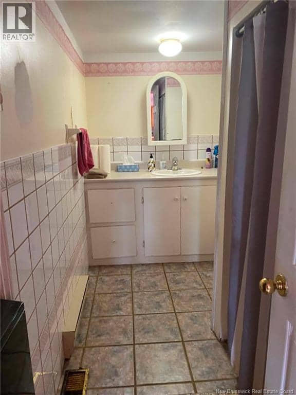 7593 10 Route — photo 33 of 40