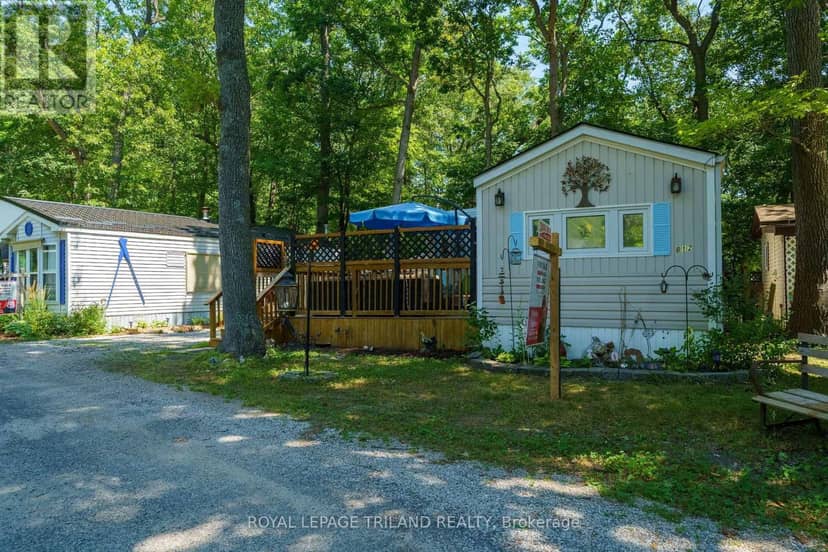 B12 - 9910 Northville Crescent, Lambton Shores, photo 3