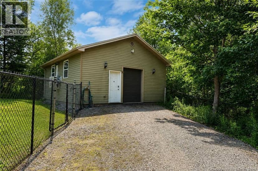 551 Dover Road — photo 13 of 40