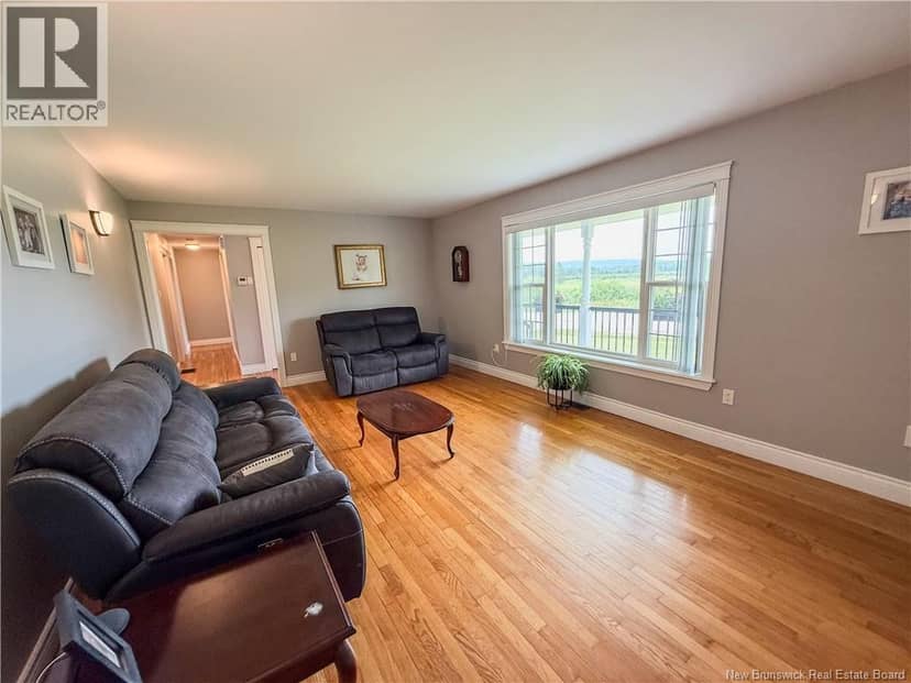 4 Salt Springs Road — photo 16 of 30