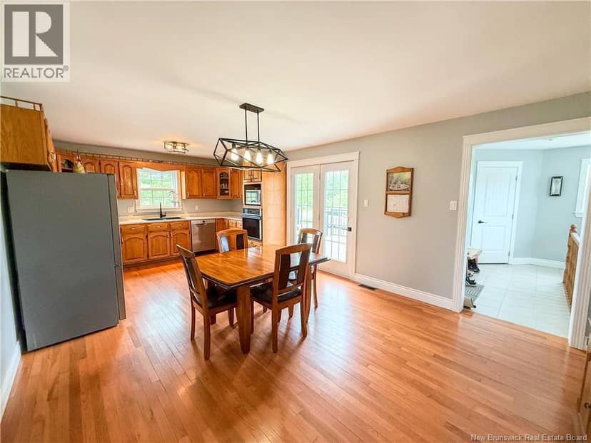 4 Salt Springs Road — photo 13 of 30