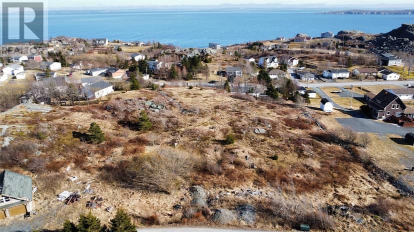 44-48 Back Road, Upper Island Cove, photo 2