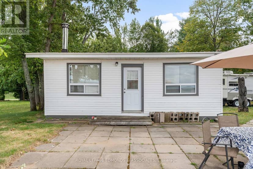 45 Greatview Trail, Whitewater Region, photo 3