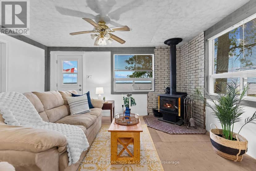 45 Greatview Trail, Whitewater Region, photo 6