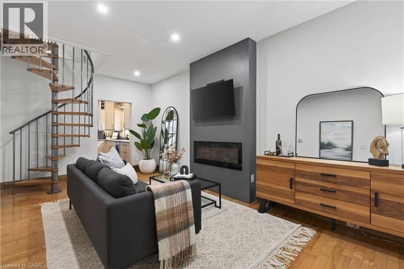 105 HIGHLAND Avenue — photo 14 of 40