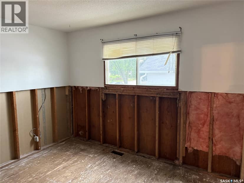 537 4th STREET W, Shaunavon, photo 6