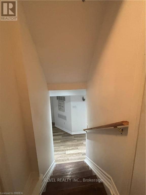 252 Berry Street — photo 17 of 19
