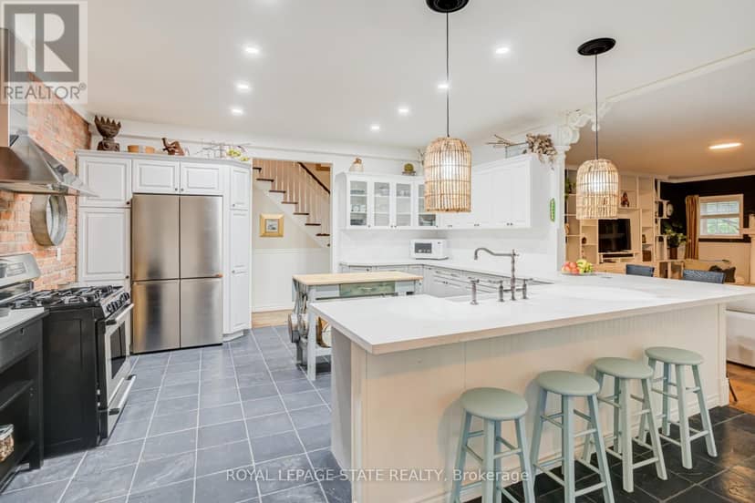1097 Mineral Springs Road — photo 11 of 40
