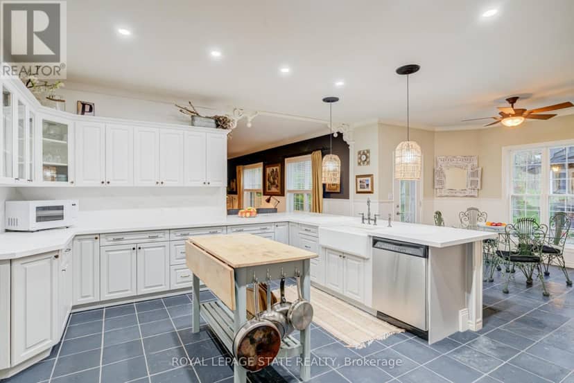 1097 Mineral Springs Road — photo 14 of 40