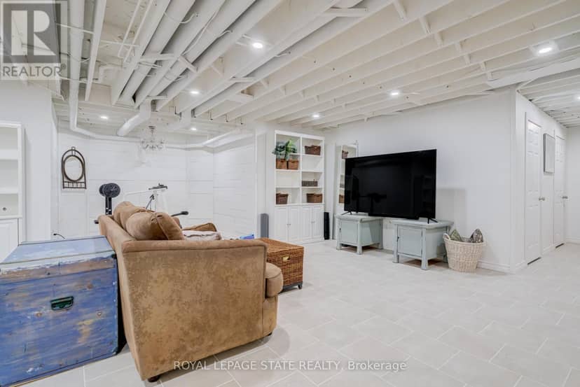 1097 Mineral Springs Road — photo 34 of 40