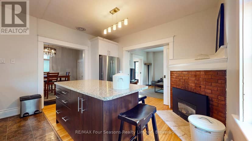 143 Fourth Street W — photo 13 of 37