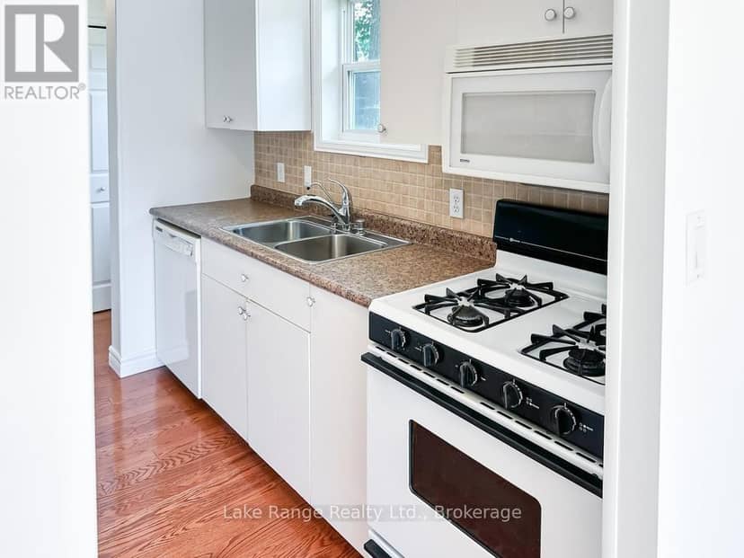 8 Cherokee Lane E — photo 8 of 22